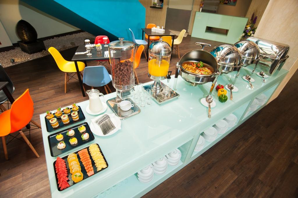 ไอดูป โฮเต็ล Hotel มาตารัม ภายนอก รูปภาพ